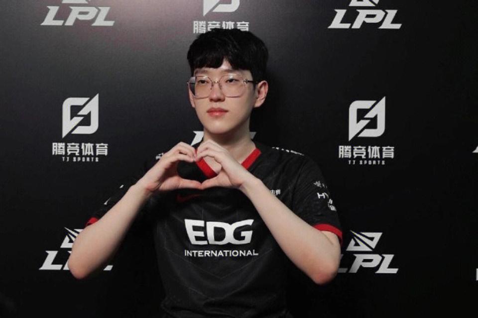 开云电子-关于Scout官方宣布表现优异新规，SKT引发争议！的信息-开云电子